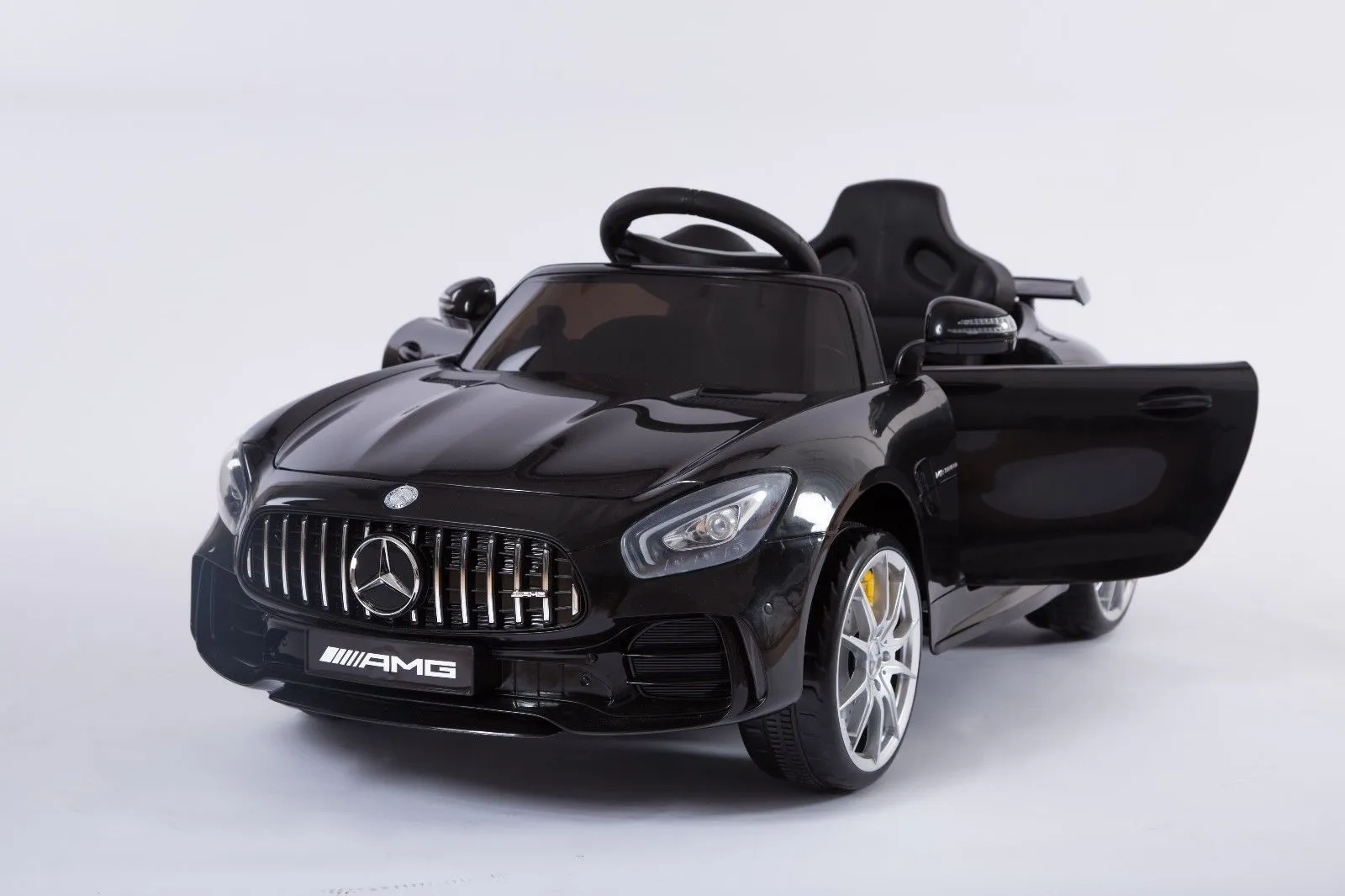 Mercedes Benz AMG GT R