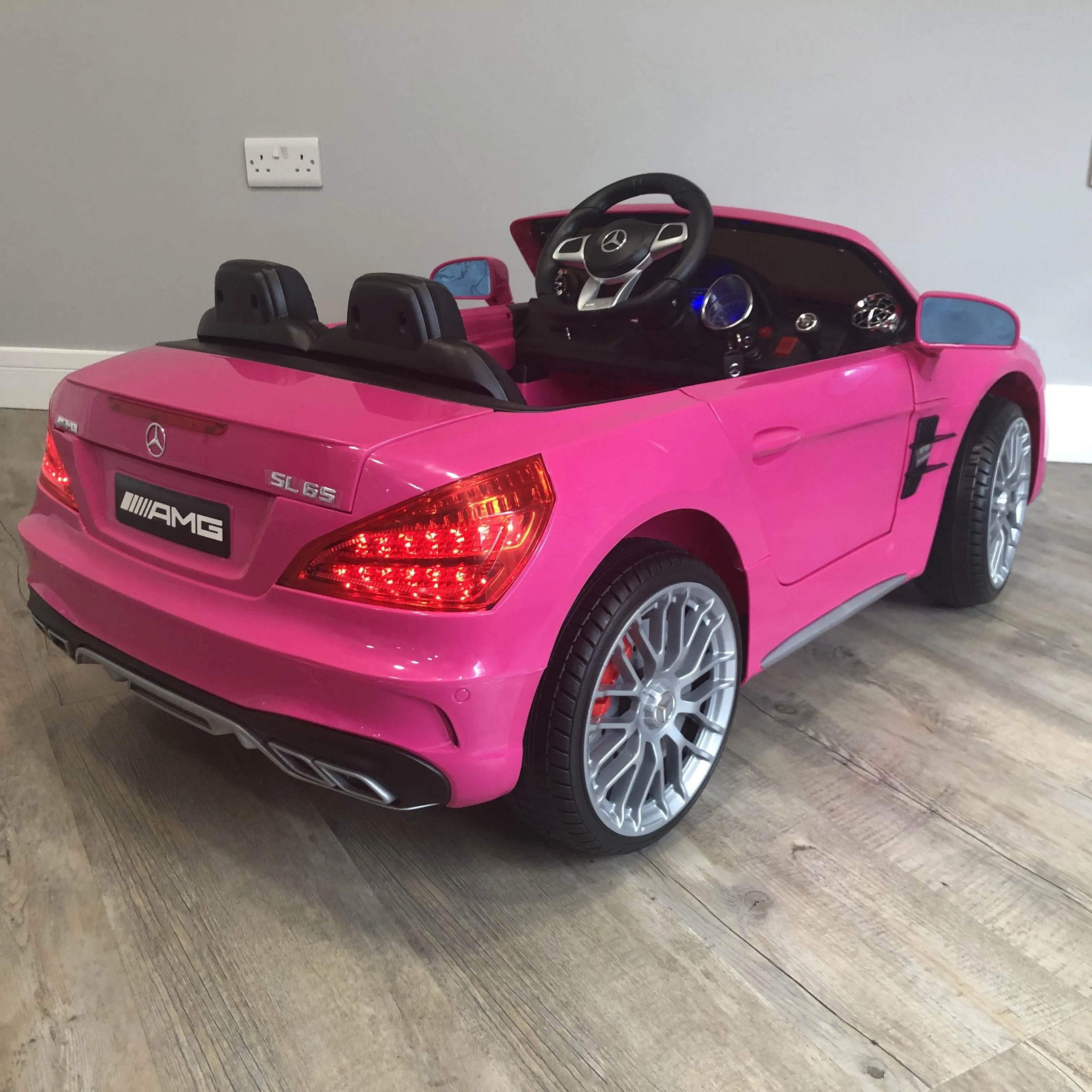 Mercedes Benz SL65 AMG