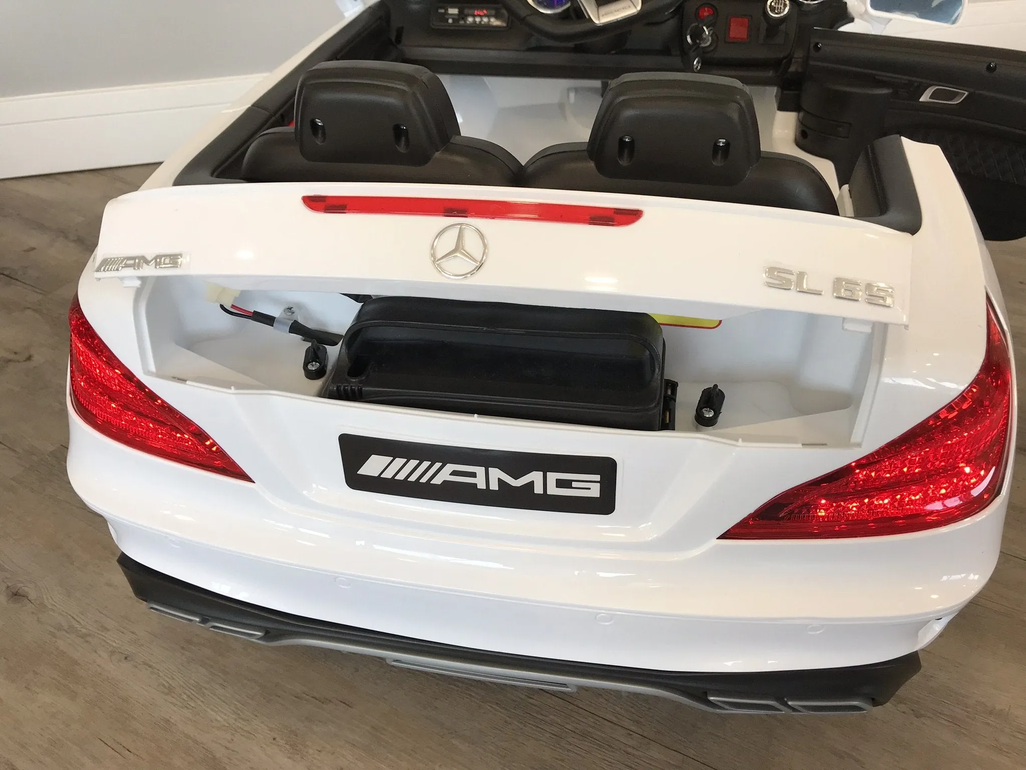Mercedes Benz SL65 AMG