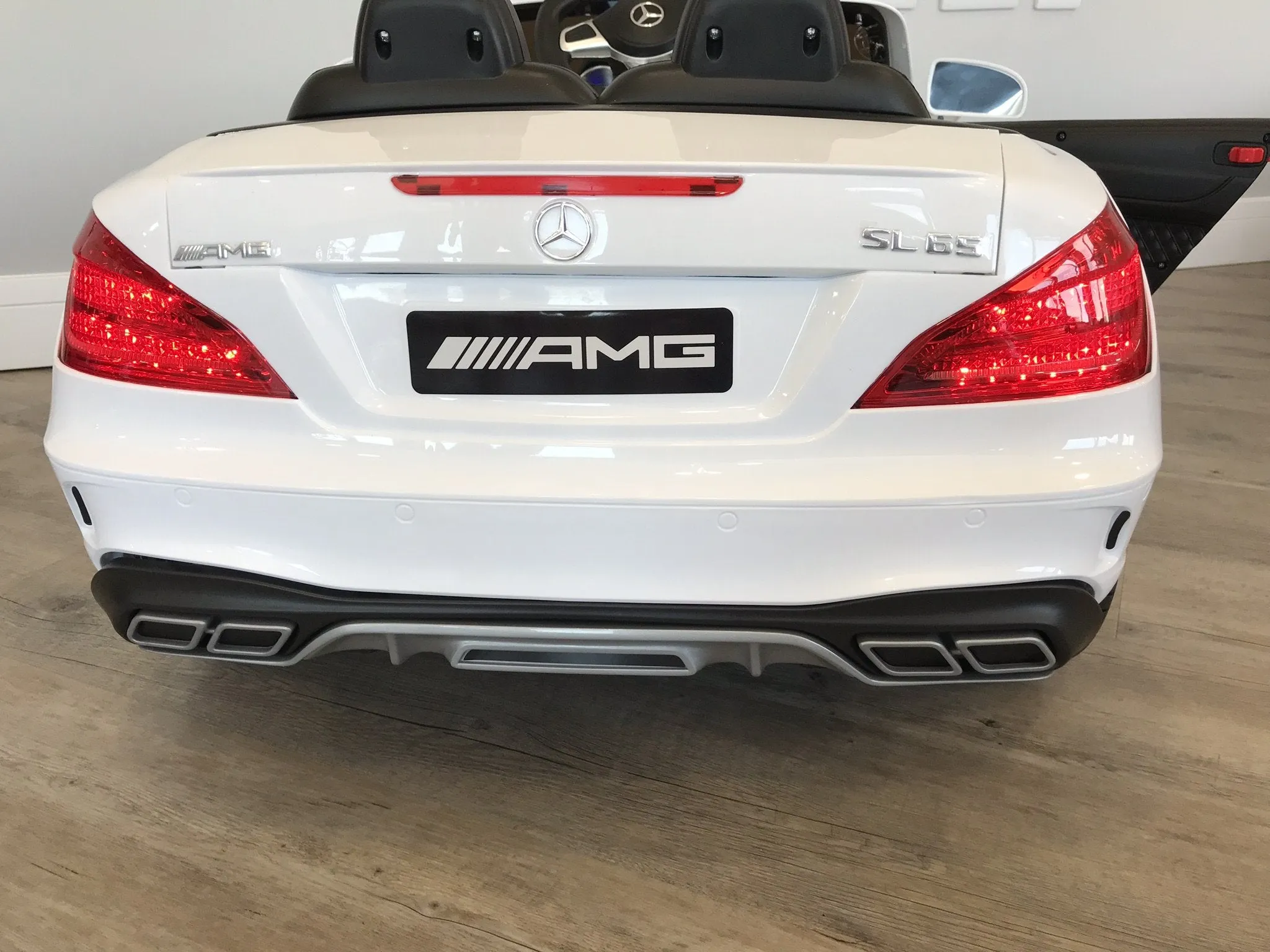 Mercedes Benz SL65 AMG