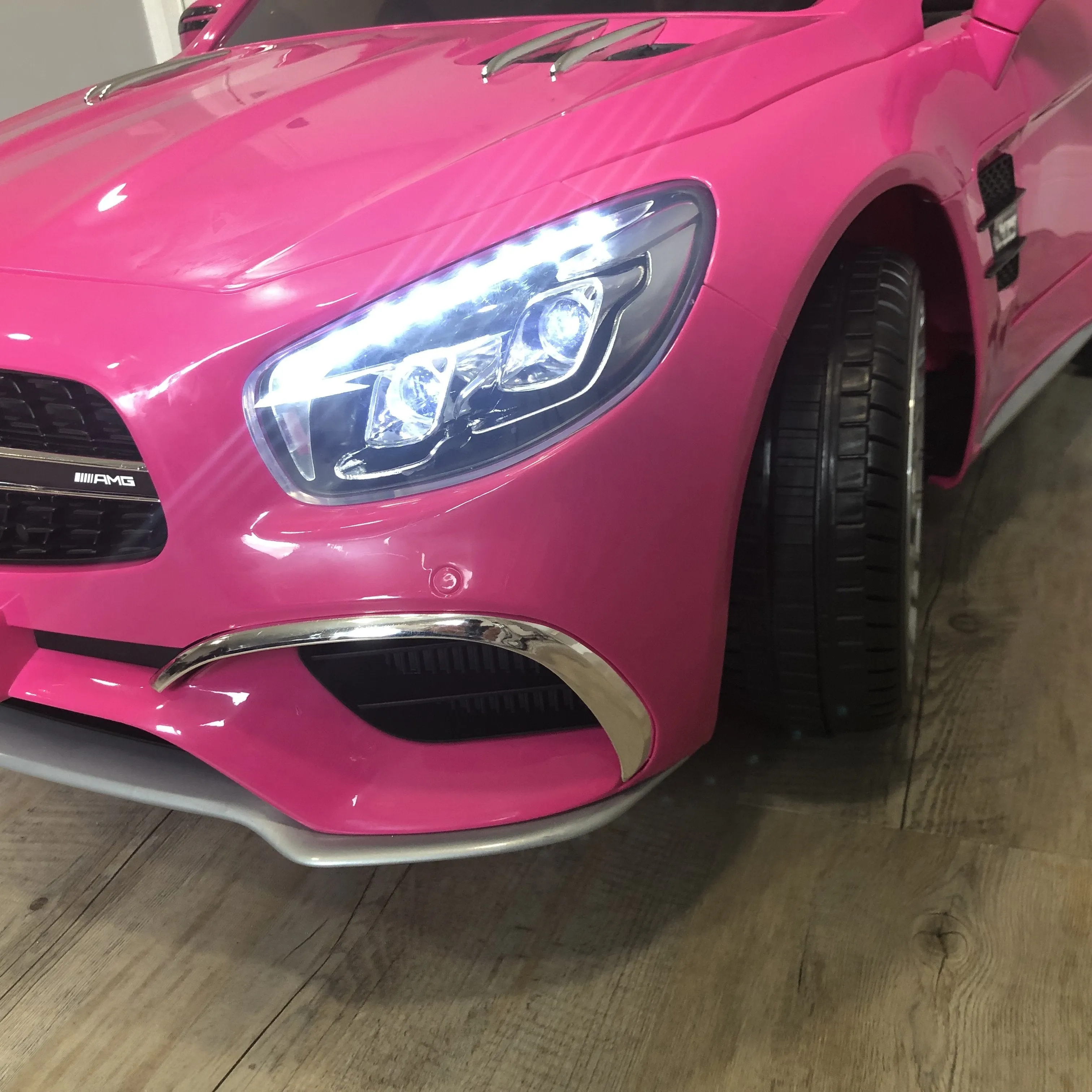 Mercedes Benz SL65 AMG