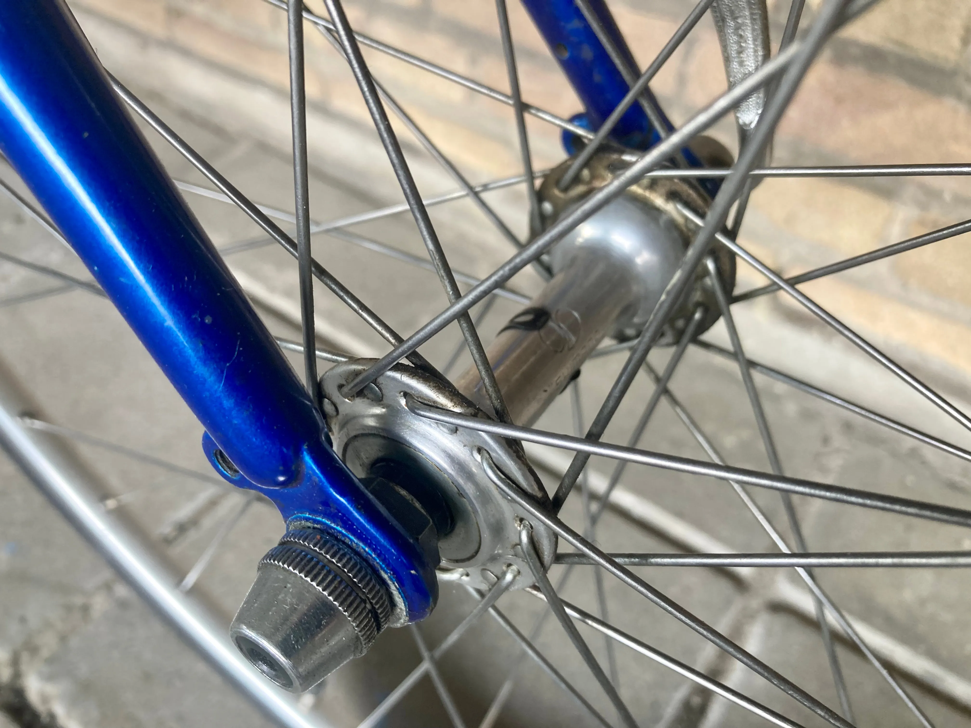 Nishiki Roadmaster 60cm Shimano Altus